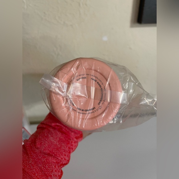 Owala Candy Cane Lane Bundle - 32oz FreeSip and 24oz FreeSip Twist - Picture 6 of 6